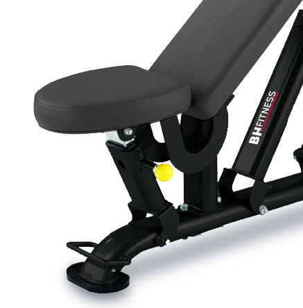 BH FITNESS L825BB sedák