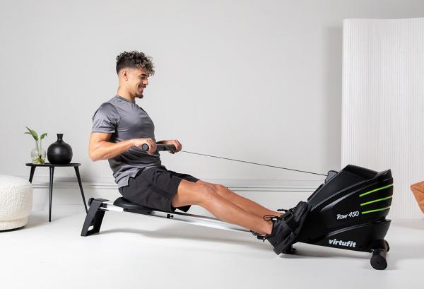 Veslovací trenažér VIRTUFIT Row 450 veslování 1