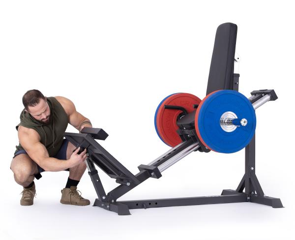 TRINFIT Leg press D3 Pro s modelem  sklon