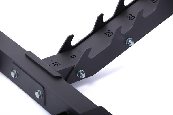 Posilňovacia lavica na jednoručky TRINFIT Bench L5 Pro detail stupně